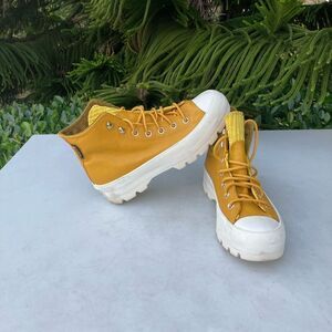 Converse Gortex Mid Shoes Womens Size: 8
